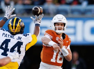 Arch Manning and High Expectations at Texas Longhorns