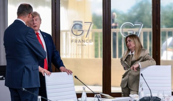 Tensions Rise Between Giorgia Meloni and Donald Trump After G7 Photo Dispute