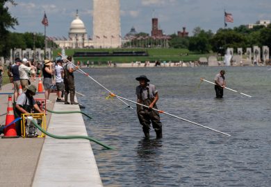 Reflecting Pool Renovation Sparks Environmental Concerns