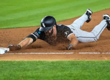 White Sox Struggle as Yankees Dominate in 12-2 Defeat