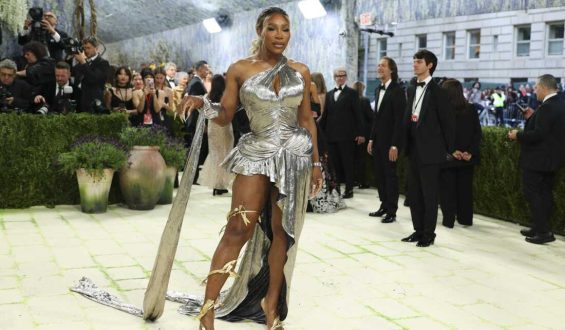 Serena Williams Returns to Tennis at HSBC Championship