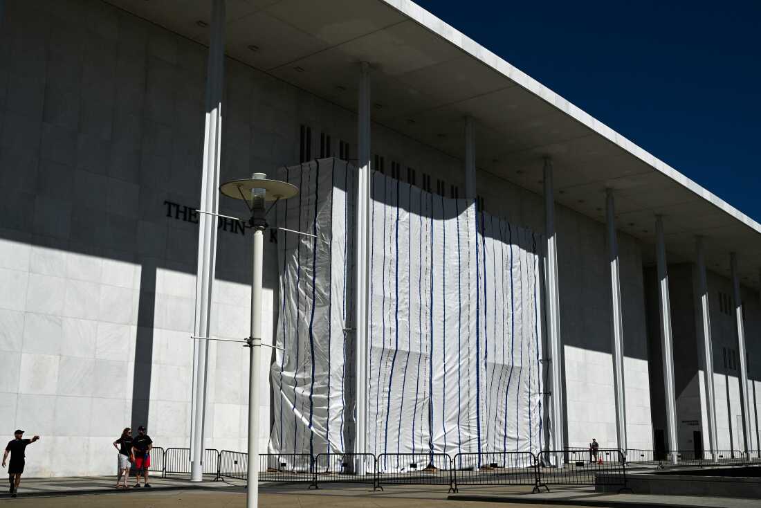 Federal Judge Orders Kennedy Center to Clarify Renovation Plans and Tarp Purpose