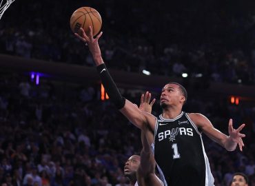 Knicks Achieve Historic Comeback Against Spurs in NBA Finals