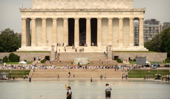 Trump Blames Vandalism for Damage to Lincoln Memorial Reflecting Pool