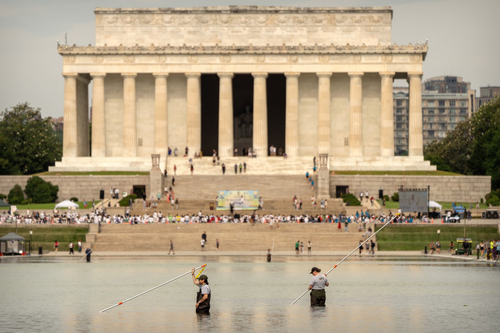 Trump Blames Vandalism for Damage to Lincoln Memorial Reflecting Pool