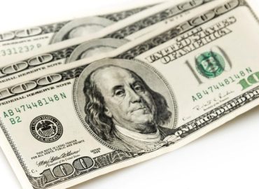 How to Earn $300 with a CD Account