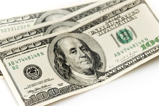 How to Earn $300 with a CD Account