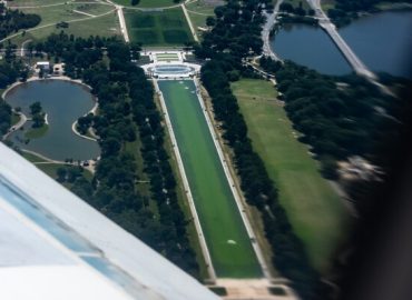 Lincoln Memorial Reflecting Pool Faces Algae Issues Post-Renovation