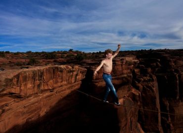 Daredevil BASE Jumper Andy Lewis Dies in Fatal Jump