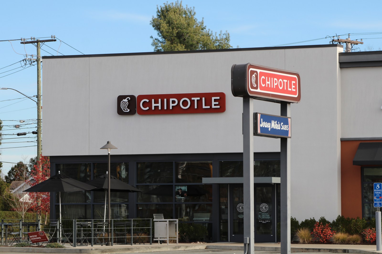 Chipotle Celebrates FIFA World Cup Kickoff with Special Promotion