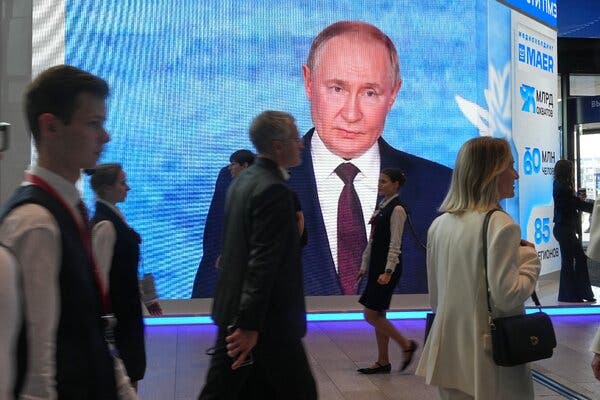 Russia’s Economic Conference Reveals Internal Divisions Over Western Relations