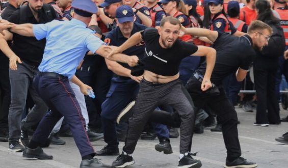 Albanian Coastal Project Faces Public Opposition