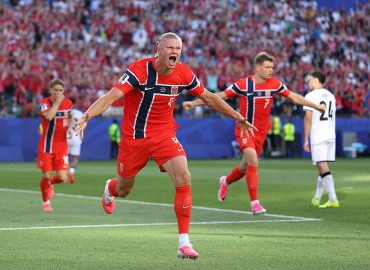 World Cup Highlights: Superstar Performances and Concerns About Playing Surfaces