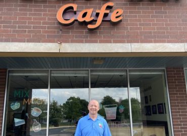 Community Efforts Unable to Save Nature’s Best Cafe from Closing