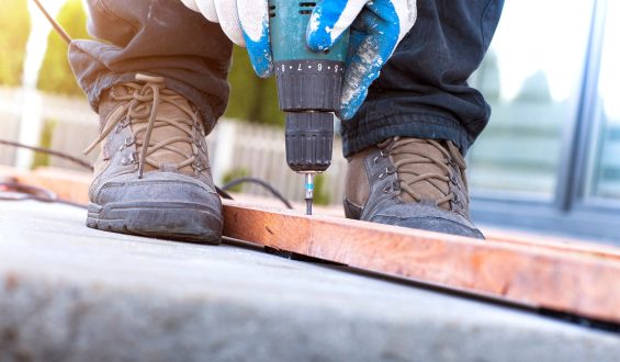 Guide to Breathable Work Boots for Summer
