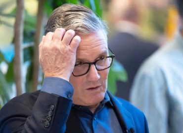 Keir Starmer Faces Leadership Challenge Amid Pressure to Resign