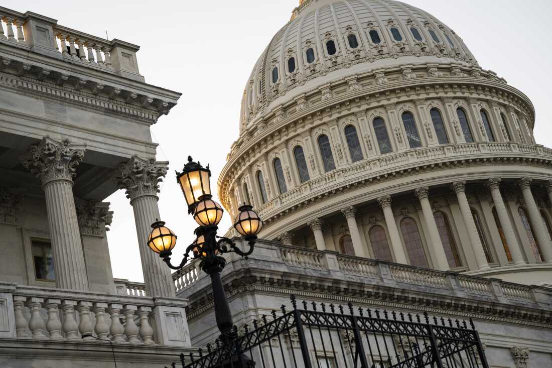 House Passes Bill to Accelerate Union Contract Negotiations