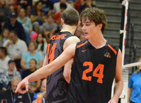 Mundelein Triumphs Over Oswego to Advance to State Championship