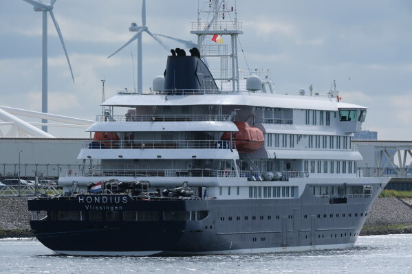 Cruise Ship Hantavirus Outbreak Sparks Global Health Caution