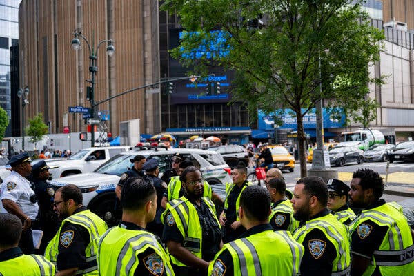 Knicks Watch Party Canceled Amid Dispute Between Team Owner and Mayor