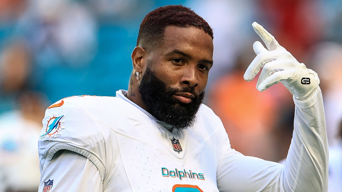 NFL Teams Face Key Roster Decisions with Star Wide Receivers