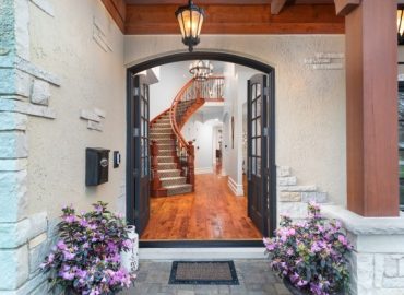 Luxurious Naperville Home Listed at $2.55 Million