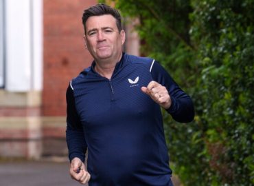 Voters in Makerfield Decide Potential UK Prime Minister in Pivotal Election