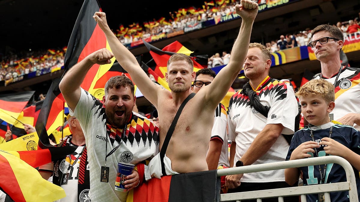 German Soccer Fan’s Viral US Adventure
