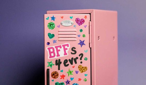 How to Maintain Long-lasting Friendships