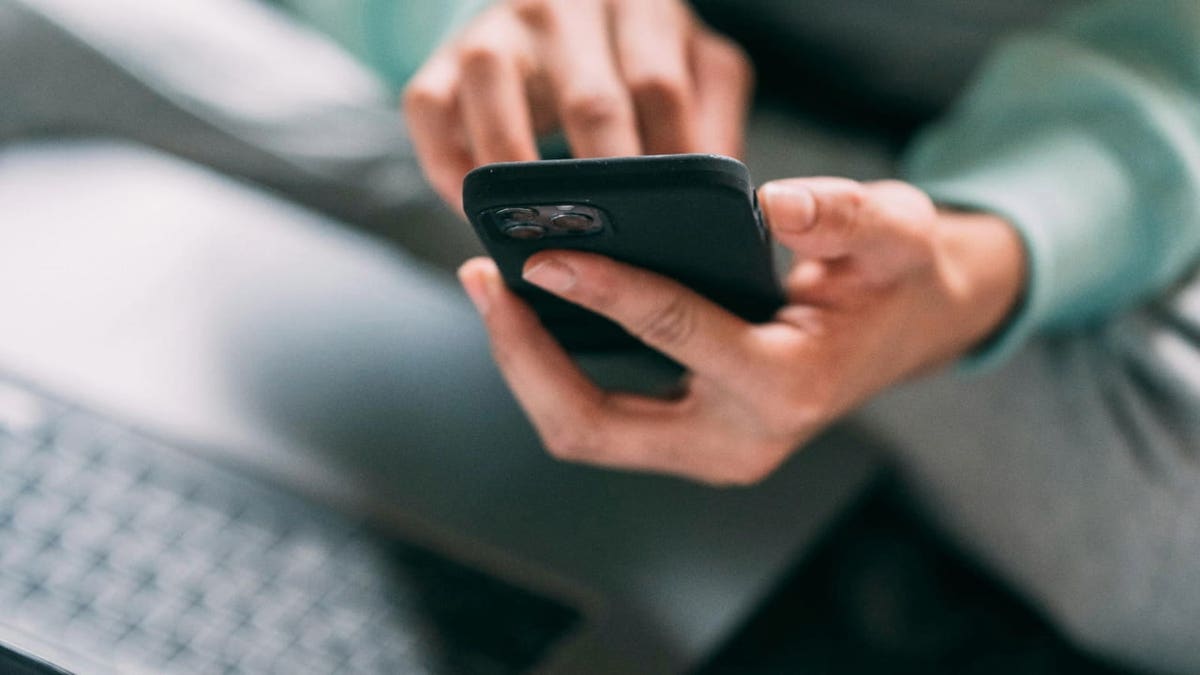 FCC Considers Stricter Phone Identity Regulations
