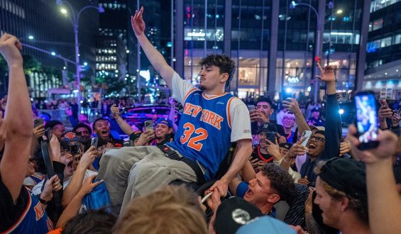 Knicks Fans Find Cheaper NBA Finals Experience in San Antonio