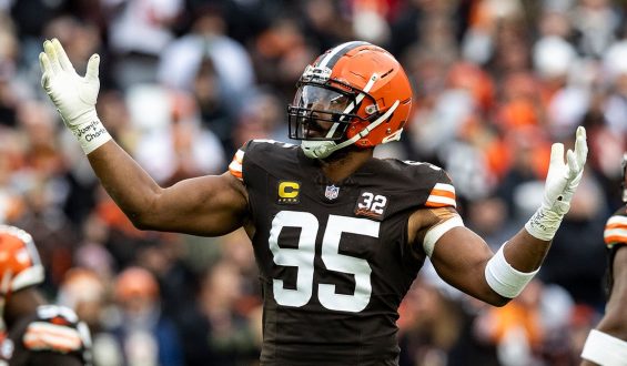 Cleveland Browns Trade Myles Garrett to Los Angeles Rams