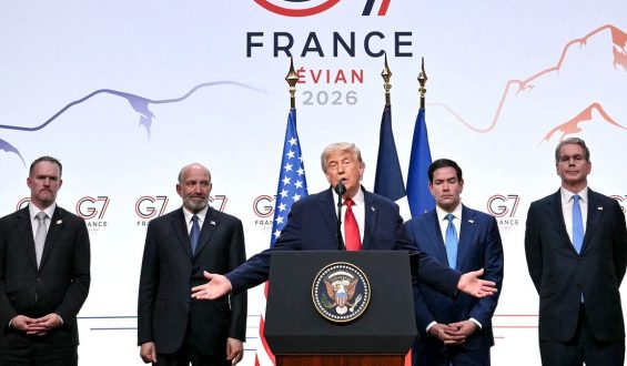 Trump Discusses U.S.-Iran Negotiations Amid Conflict