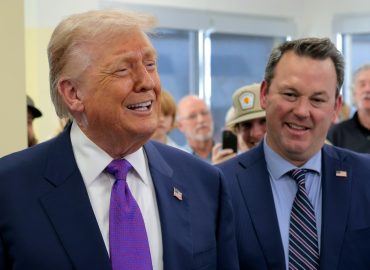 Trump-Backed Candidate Trails in Georgia Runoff: Poll Insights
