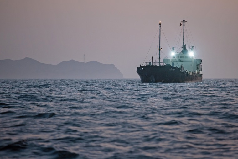 Crude Oil Prices Drop Amid Iranian Oil Sanctions Waiver