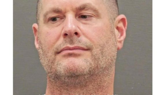 Ex-CIA Official Detained for Gold and Cash Stash