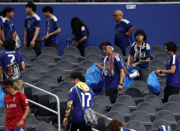 Japanese Fans’ Remarkable Gesture at World Cup Matches