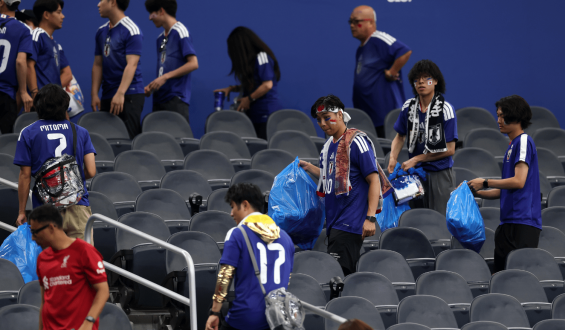 Japanese Fans’ Remarkable Gesture at World Cup Matches