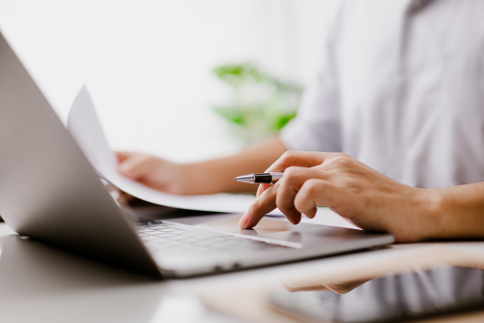 Ghost Jobs: Navigating the Complex Job Market