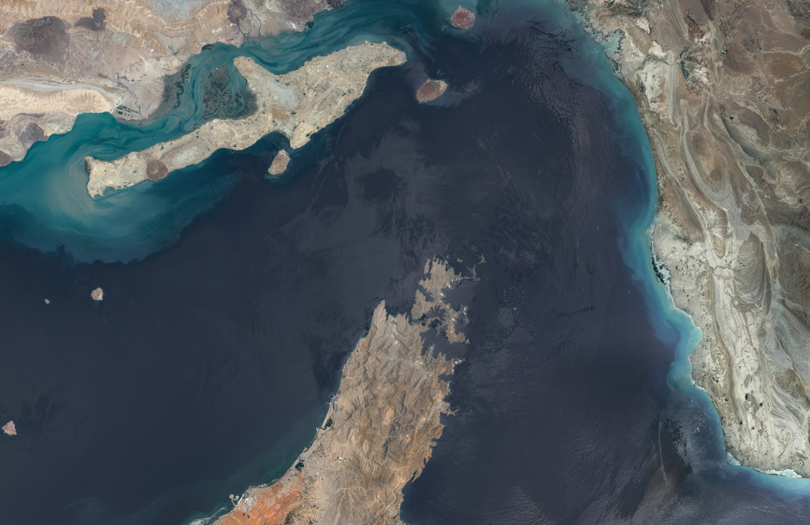 Strait of Hormuz Reopens: Unpacking the U.S.-Iran Agreement