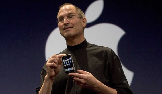 The Smartphone Effect on Birth Rates: A New Perspective