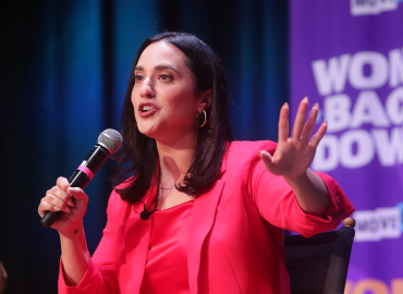 Democratic Lawmakers Advocate Reproductive Health Leave