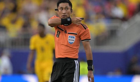 Chinese Referee Ma Ning Shines at World Cup