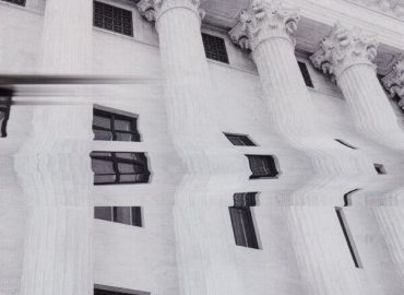 Controversy Over Prosecutors’ Agreement to Pay Legal Fees in Illinois Protest Case