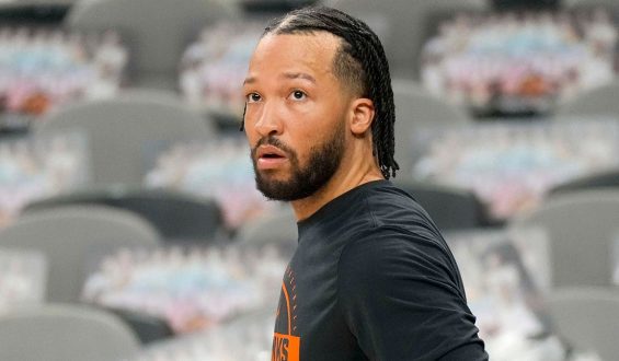 Knicks Break Curse Thanks to WWE Star Danhausen