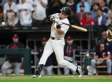 White Sox Triumph Over Guardians With Ninth-Inning Rally