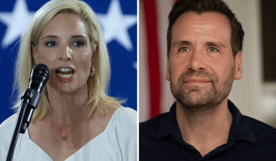 Iowa Senate Race Reflects Midwest Political Trends