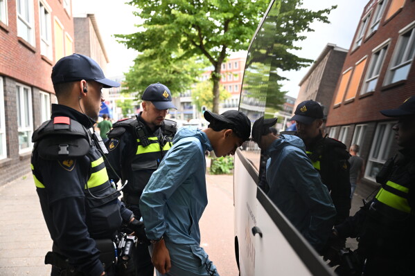 Moroccan Fans Celebrate Dutch World Cup Exit, Clashes Erupt in The Hague