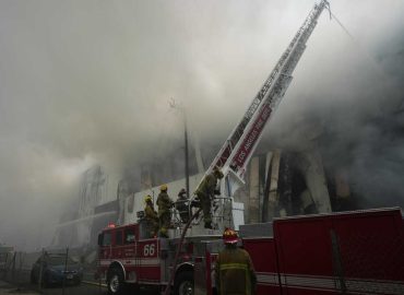 Ongoing Firefighting Efforts in a Los Angeles Cold Storage Warehouse