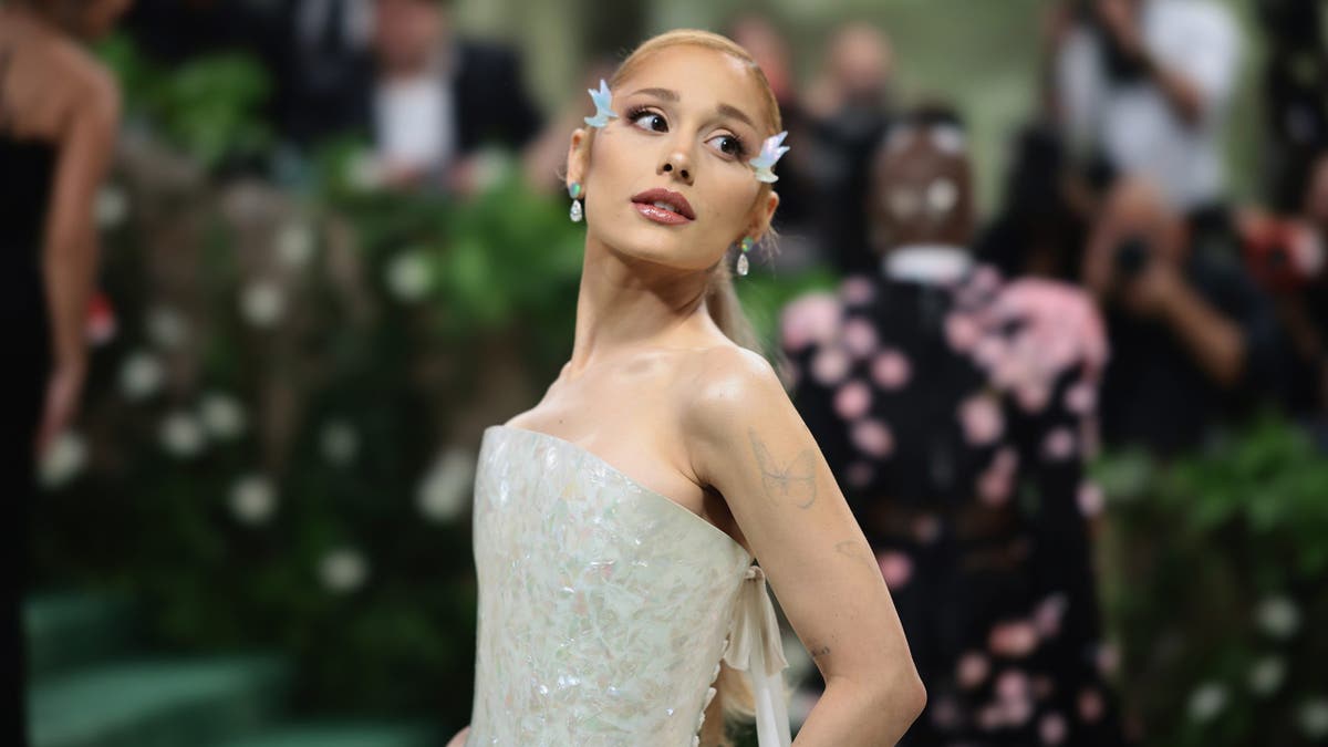 Ariana Grande Criticizes White House Over Song Use in Video